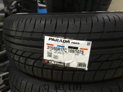 タイヤ 17インチYOKOHAMAパラダ 215/60R17×4本新品