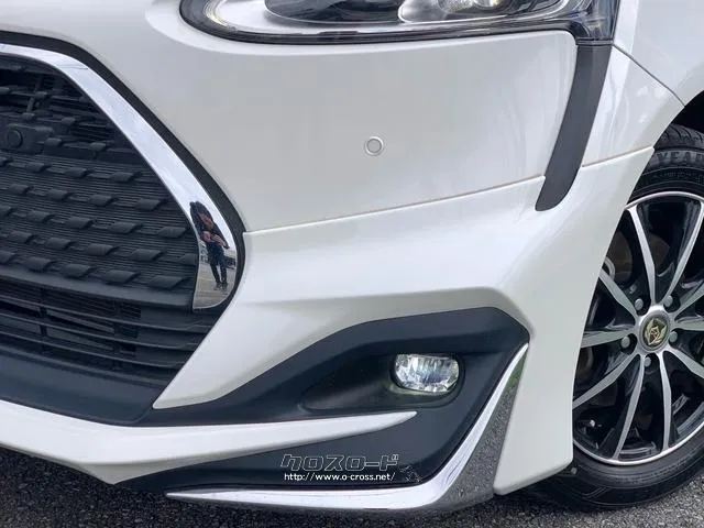 LEDフロントフォグランプ トヨタ シエンタ