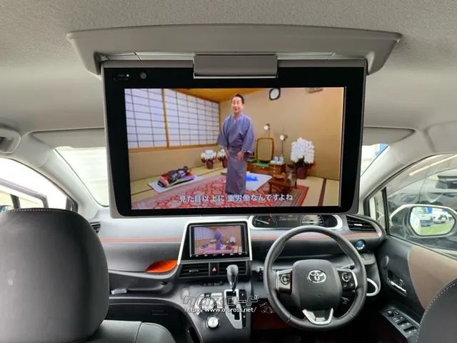 後席用フリップダウンモニター♪ トヨタ シエンタ