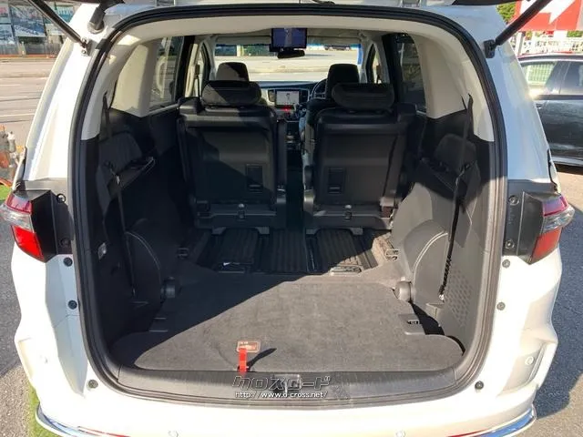 ●3列目床下格納シート(3分割リクライニング) ホンダ オデッセイ