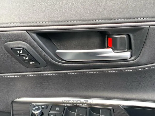 ポジションメモリー(ステアリング・シート)運転席オートスライドアウェイ トヨタ ハリアー