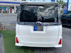 トヨタ ヴォクシー