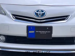 トヨタ プリウスα