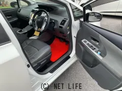 トヨタ プリウスα