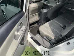 トヨタ プリウスα