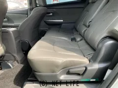 トヨタ プリウスα