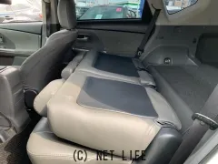 トヨタ プリウスα