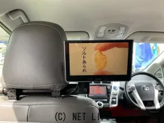 トヨタ プリウスα