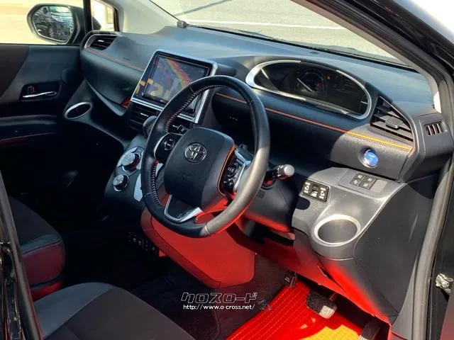 9インチナビ・HDMI対応・TV・DVD・ブルートゥース・ETC トヨタ シエンタ