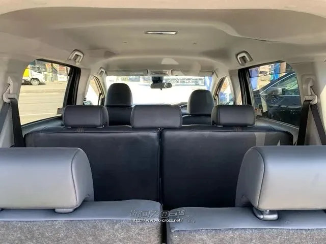 シエンタハイブリッド特別仕様クエロ。コンパクトカーサイズなのに3列シート7人乗り トヨタ シエンタ