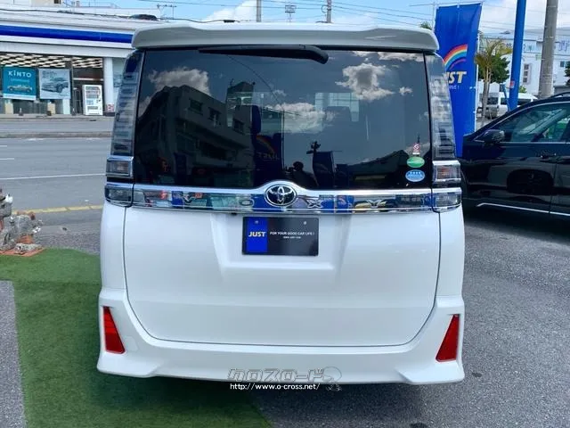 UVカット機能付プライバシーガラス(スライドドアリヤクォーター) トヨタ ヴォクシー