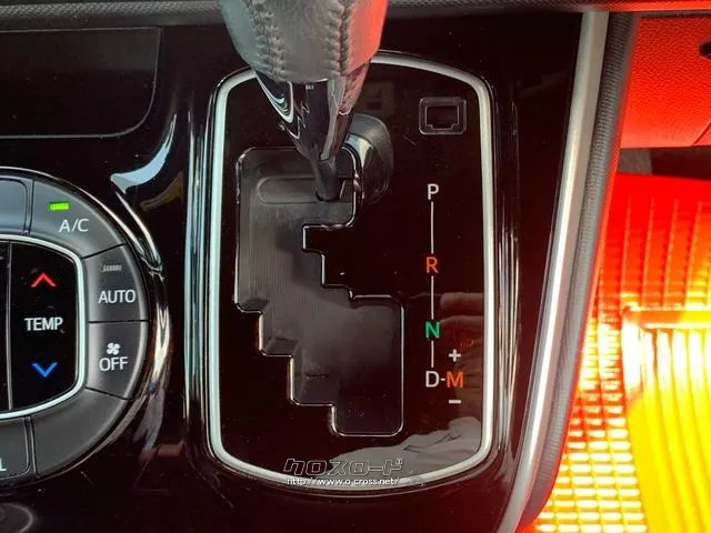 7速スポーツシーケンシャルシフトマチック トヨタ ヴォクシー