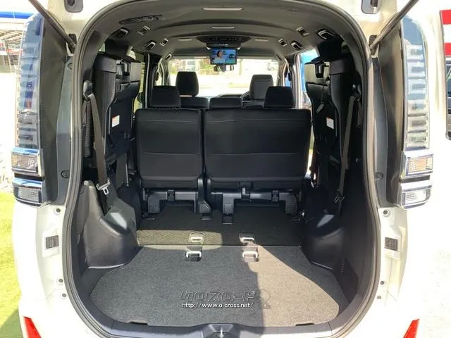 5:5分割ワンタッチスペースアップサードシート トヨタ ヴォクシー