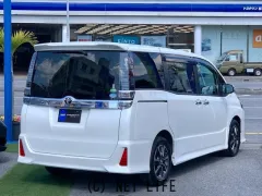 トヨタ ヴォクシー