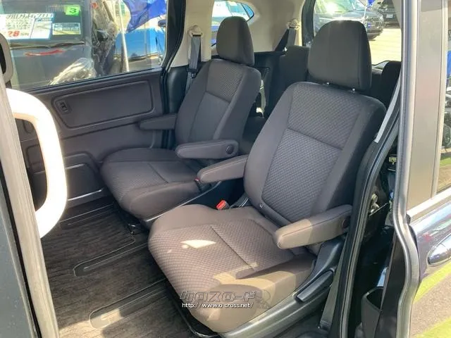 2列目キャプテンシート(両側アームレスト付) ホンダ フリード