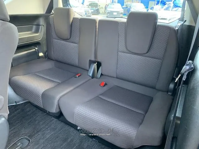 3列目5:5分割はね上げシート ホンダ フリード