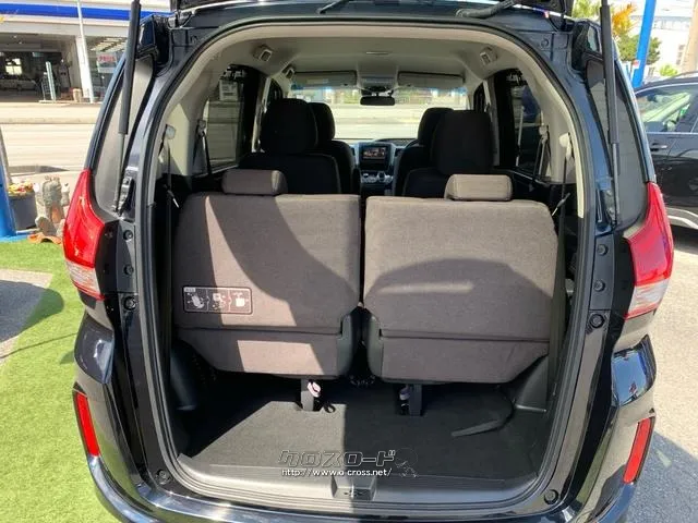 3列目5:5分割はね上げシート ホンダ フリード