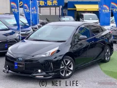 トヨタ プリウス