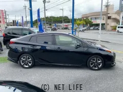 トヨタ プリウス