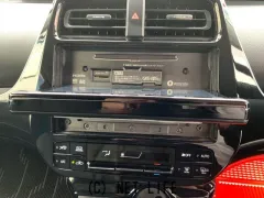 トヨタ プリウス