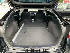 トヨタ プリウス