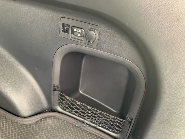 AC100Vコンセント トヨタ RAV4