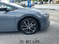 トヨタ プリウス