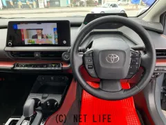 トヨタ プリウス