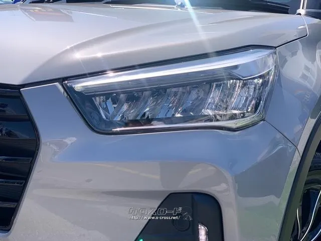 フルLEDヘッドランプ ダイハツ ロッキー