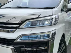 トヨタ ヴェルファイア