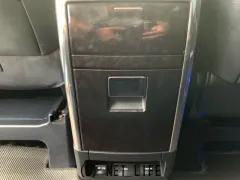 トヨタ ヴェルファイア