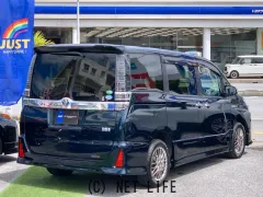 トヨタ ヴォクシー