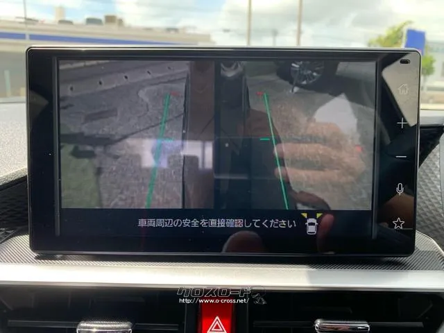 パノラミックビュー(前後カメラ)+コーナーセンサー(フロント2個/リヤ4個 トヨタ ライズ