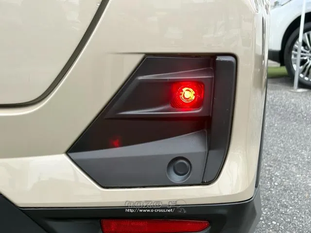 LEDリヤフォグランプ(バンパー右側) トヨタ ライズ