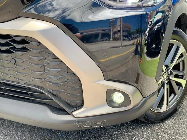 LEDフロントフォグランプ トヨタ カローラクロス