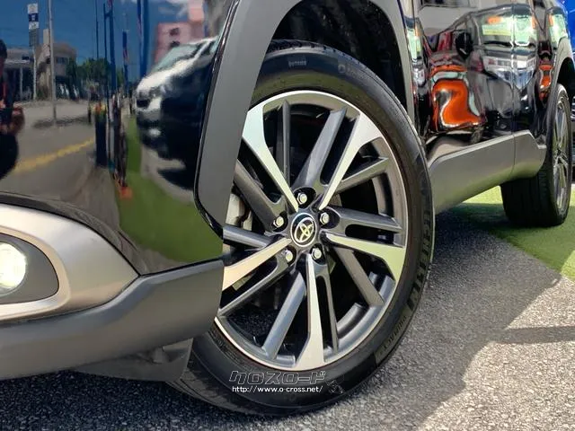 Z専用、18×7Jアルミホイール(切削光輝+ダークグレーメタリック塗装 トヨタ カローラクロス