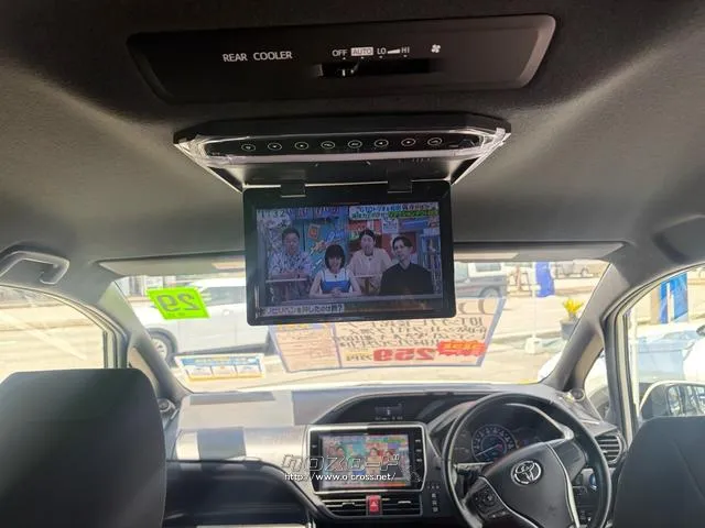 後席用フリップダウンモニター♪・リヤクーラー トヨタ ノア