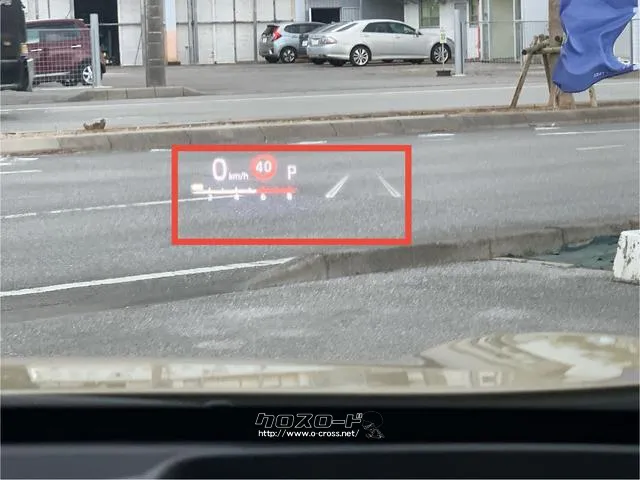 運転手の目線の位置に浮かび上がるカラーヘッドアップディスプレイ♪ トヨタ ヤリスクロス