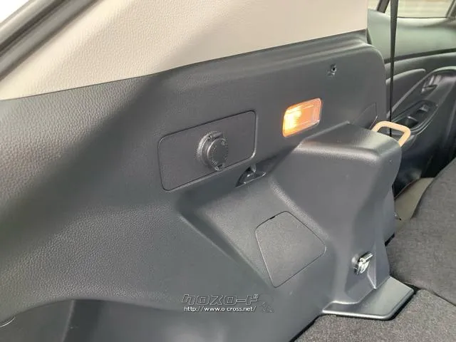 アクセサリーソケット(DC12V・120W) トヨタ ヤリスクロス