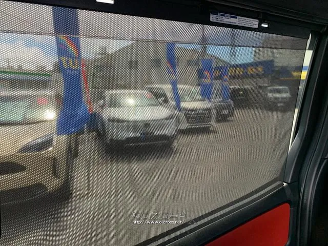 後席用ロールサンシェード トヨタ ヴォクシー