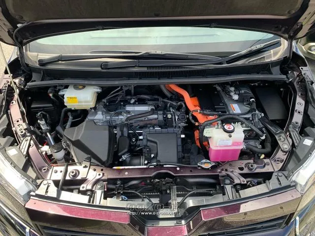 低燃費ハイブリッド車のZS・走行3万4千キロ台♪人気の高額オプションが多数付いてて大変お得です♪この機会をお見逃しなく!気になりましたら、是非一度現車をご覧ください! トヨタ ヴォクシー
