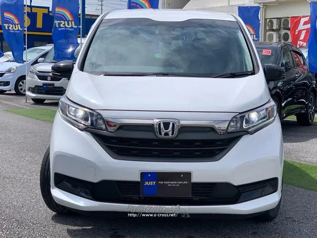 Honda SENSING(衝突軽減ブレーキ、誤発進抑制機能、歩行者事故低減ステアリング、先行車発進お知らせ機能、標識認識機能、路外逸脱抑制機能、後方誤発進抑制機能) ホンダ フリード