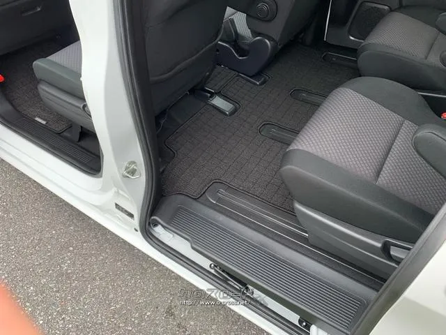 両側パワースライドドア(イージーオープンドアハンドル/タッチセンサー/挟み込み防止機構付) ホンダ フリード