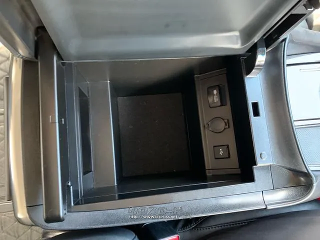 トヨタ アルファードハイブリッド