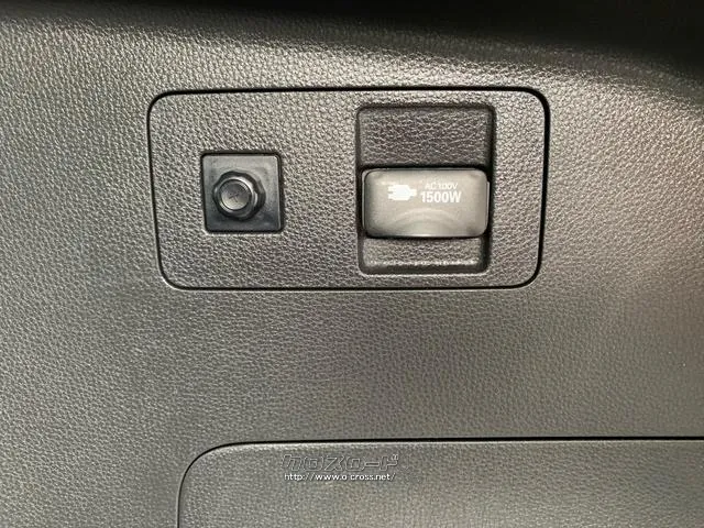 AC100Vコンセント トヨタ ハリアー