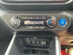 ダイハツ ロッキー