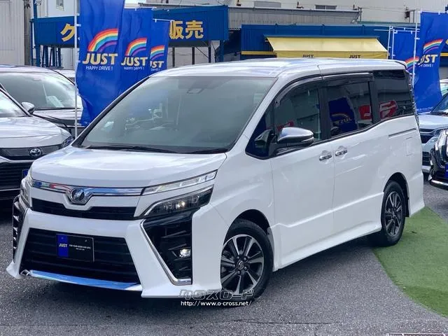 修復歴は後方リア付近ですが、仕上がりも良く、走行や機 能にも全く問題ありません。 トヨタ ヴォクシー