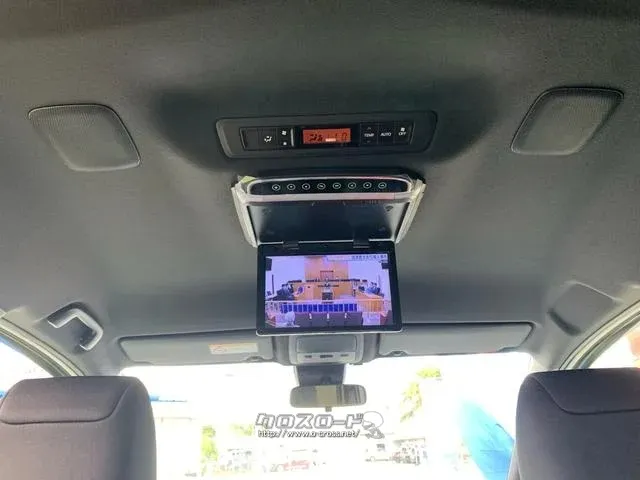 後席用フリップダウンモニター♪ トヨタ ヴォクシー