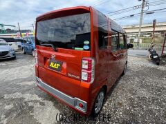 ダイハツ ウェイク