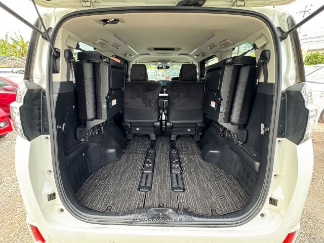 トヨタ ヴェルファイア